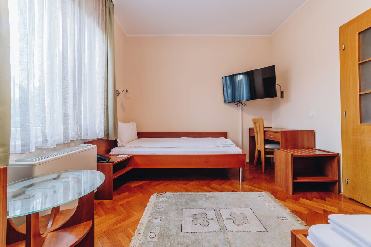 Kamar Triple Standar | Wi-Fi gratis