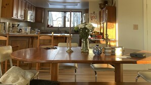 Dining - Two Bedroom Townhome With Trail Access (Bozeman)