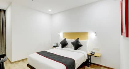 Super Deluxe Room Hotel Rajyash Rise