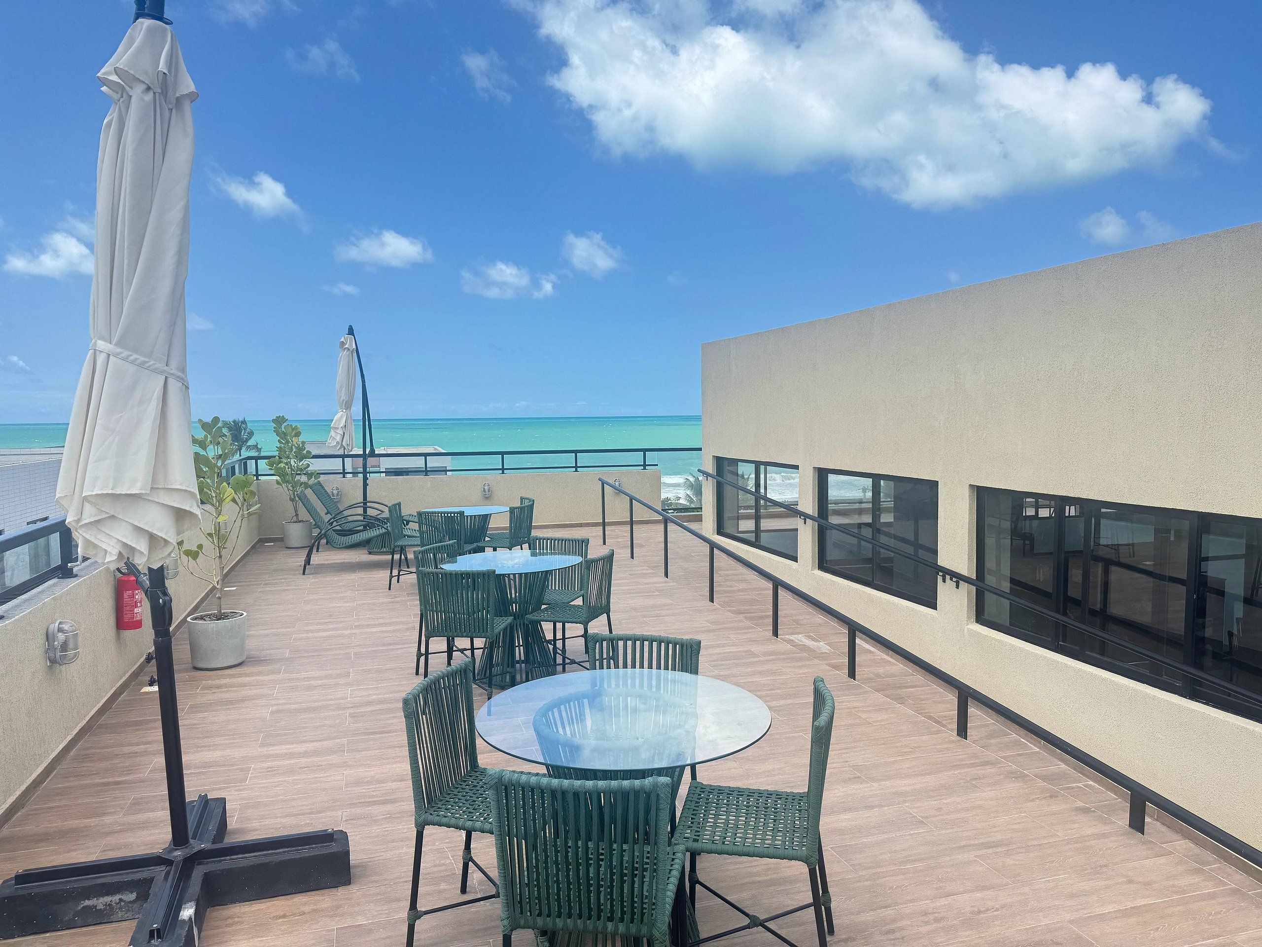 Apartment | Outdoor dining