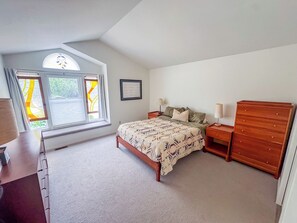 Room - Infinite Weekend Escape - Quiet North Boulder Home (Boulder)