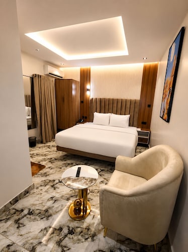 Dual Hotel and Apartments Limited