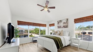 Unclassified image, 4 of 32, button - Casa Colie - Coastal Poolside Stay Near Tampa, Downtown & St Pete Beaches (Pinellas Park)