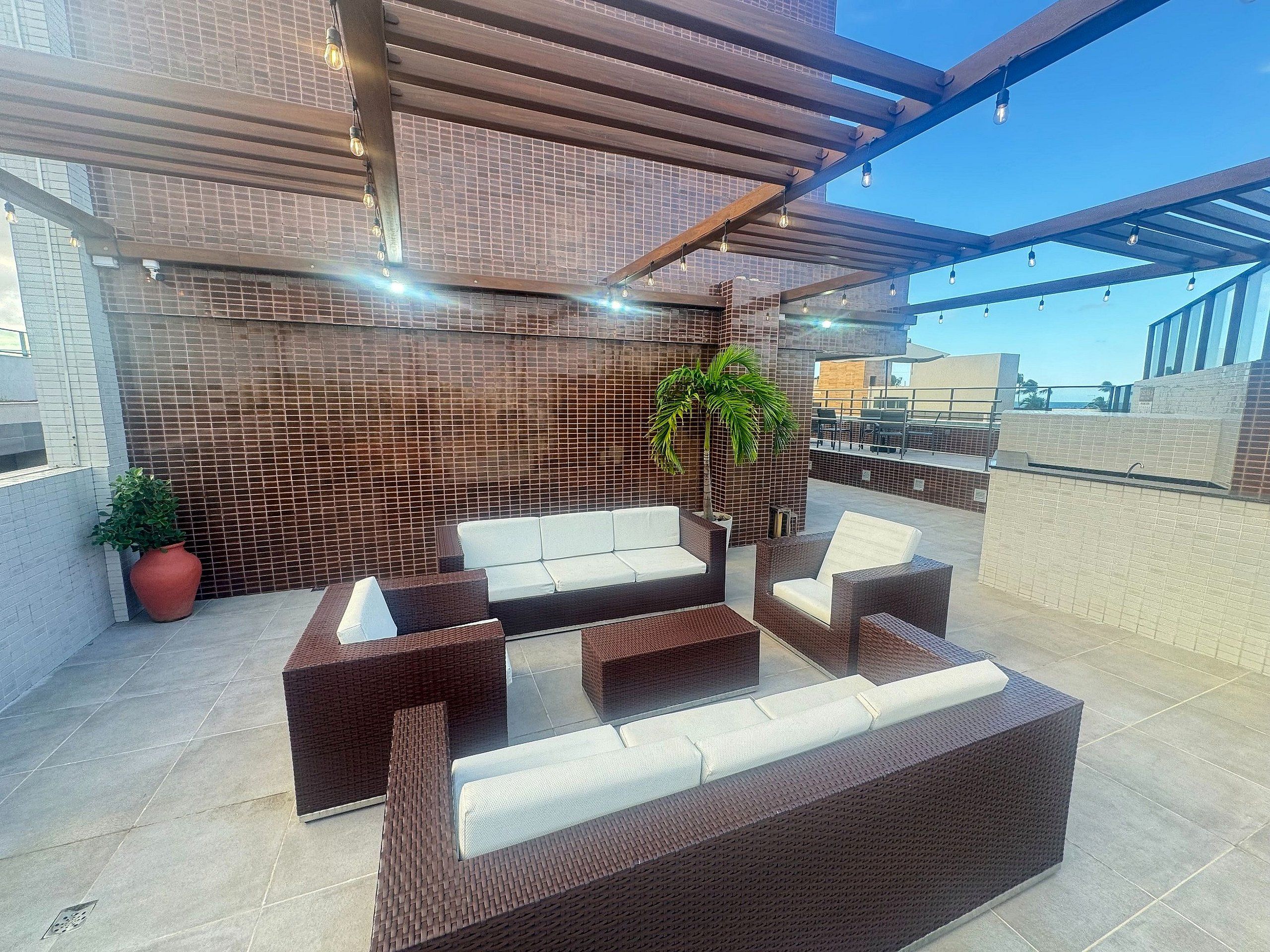 Basic Apartment | Terrace/patio