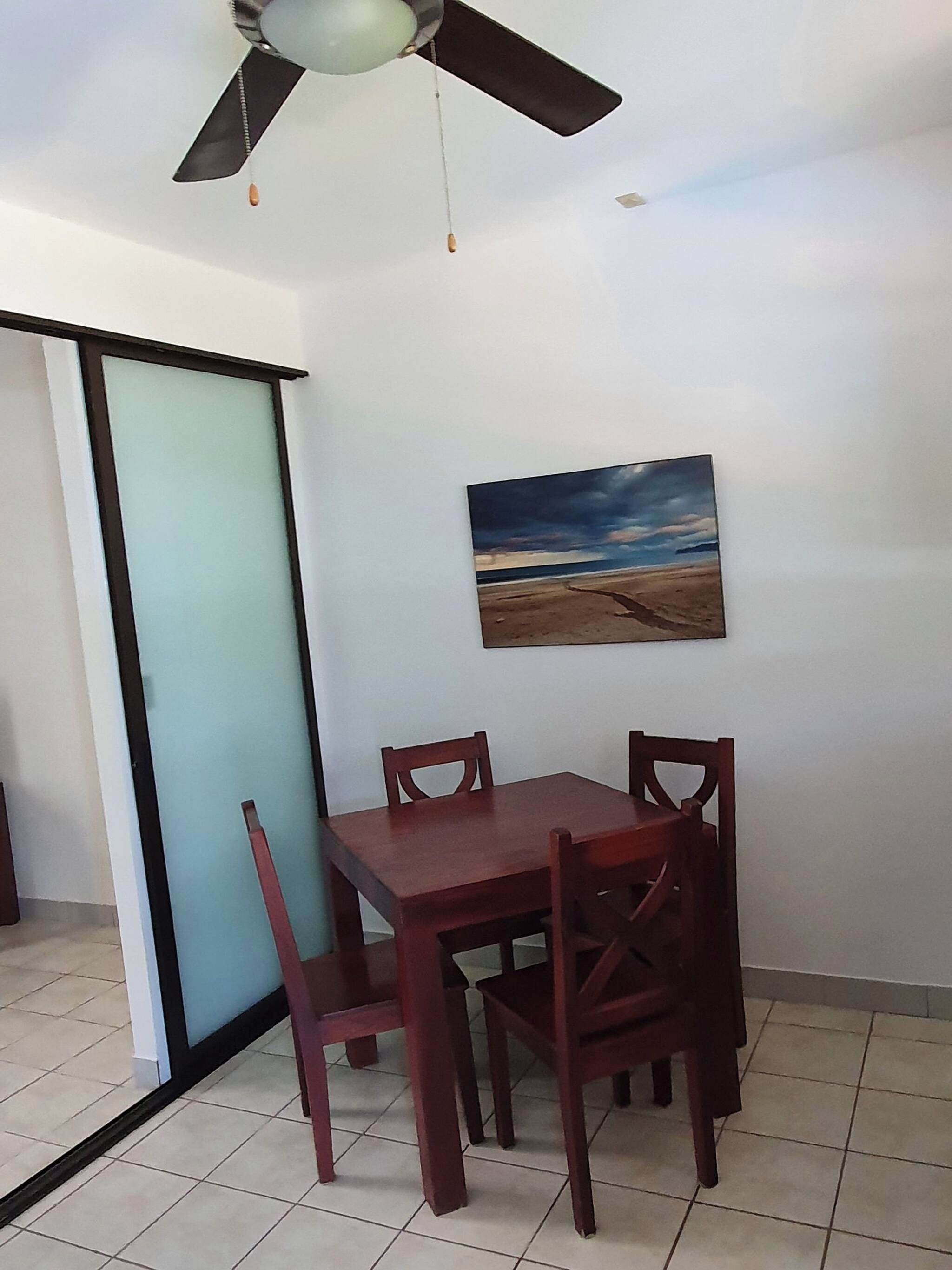 Apartment, 1 Bedroom | Dining room