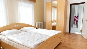 Basic Double Room - Hotel Hermannshöhle (Oberharz am Brocken Rübeland)