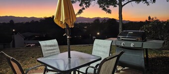 Powder Days & Cozy Nights: Family & Pet-Friendly 2BR 25 Min to Alta/Snowbird