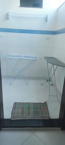 Apartment 998 is cozy, furnished, air-conditioned, and fully equipped for your stay.