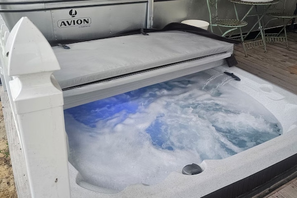 Bain à remous extérieur