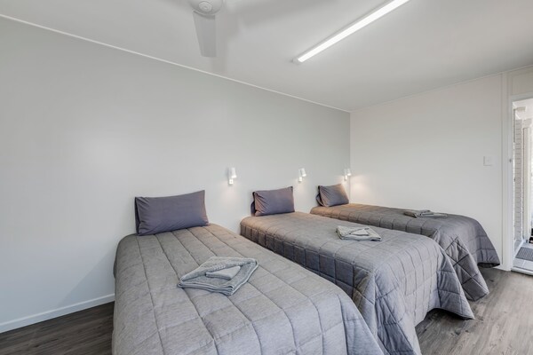 Coral Villa Motel - Bundaberg