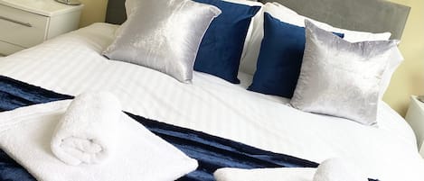Family House | Bed sheets