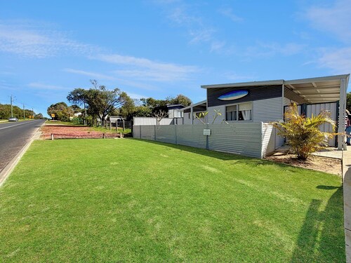 Preston Beach Retreat
