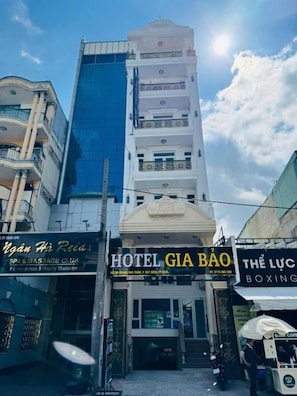 Ngoại thất