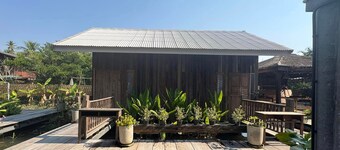 Amphawa Hideaway