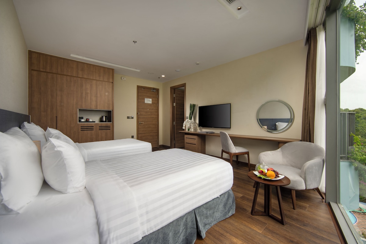 Kamar Double atau Twin Deluks, pemandangan gunung | Meja kerja dan Wi-Fi gratis