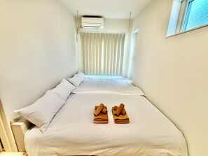 Room | Blackout drapes, iron/ironing board, WiFi (free) - Numabukuro Guest House (nakanoku numabukuro)