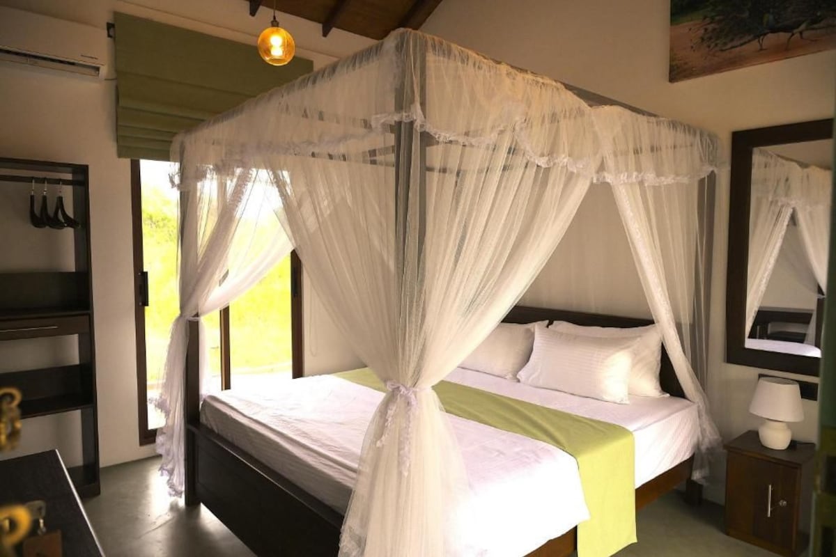 Deluxe-Doppelzimmer, Gartenblick | Zimmersafe, kostenloses WLAN