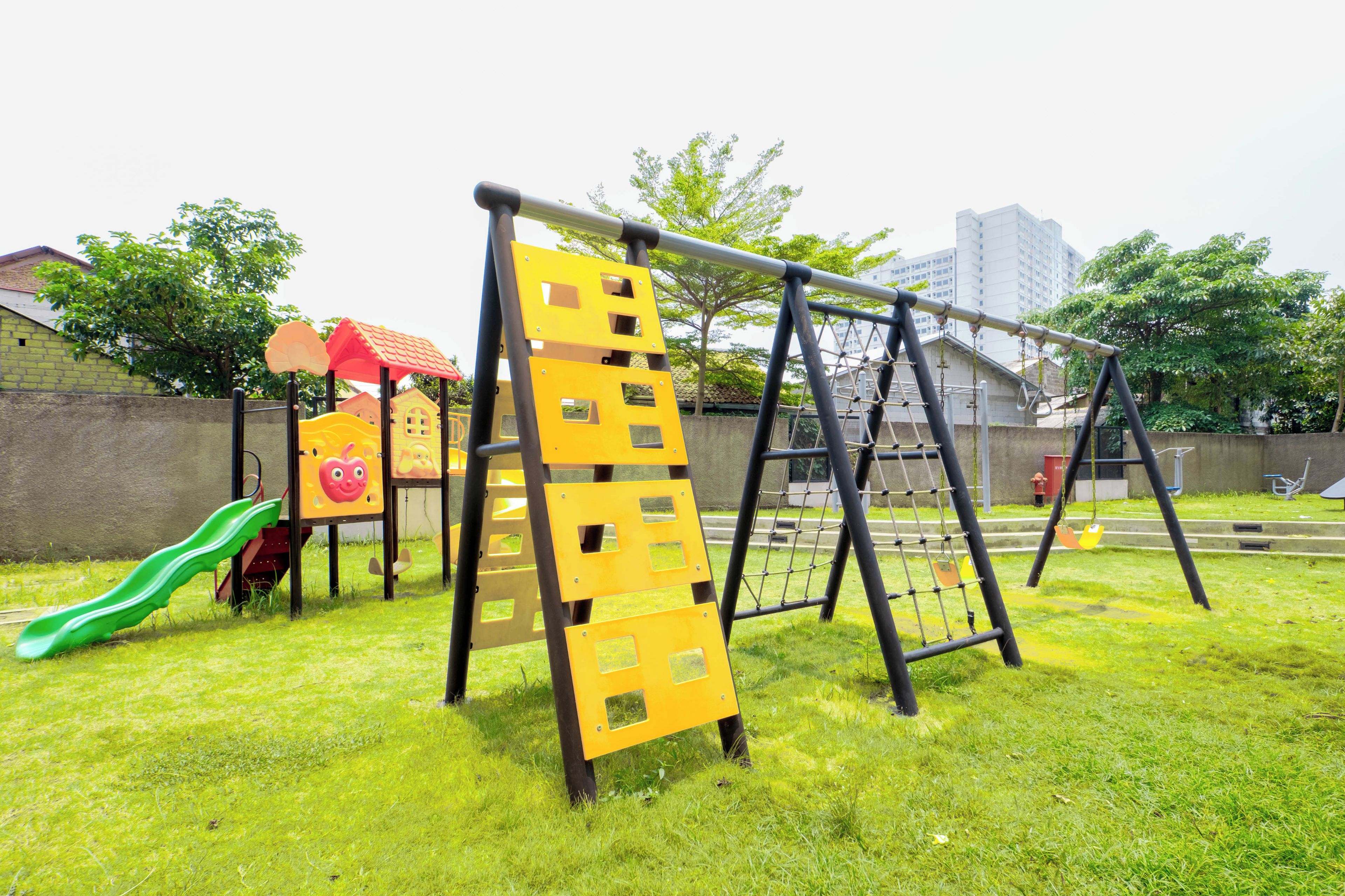 Children's play area - outdoor