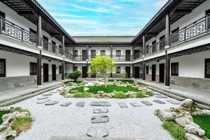 Ảnh chưa phân loại, 4 trong số 94 ảnh, nút
