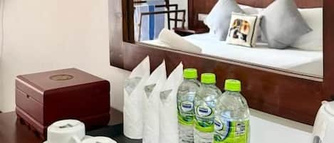 Deluxe Triple Room, Patio, Courtyard View | Iron/ironing board (on request), WiFi (free)