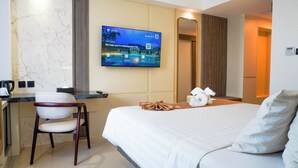 Executive-Zimmer, Stadtblick | Schreibtisch, kostenloses WLAN