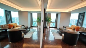 Luxury Studio Suite, River View | Lobby - ZhongJianJiuyueJinjiangMetropolo (Chengdu)