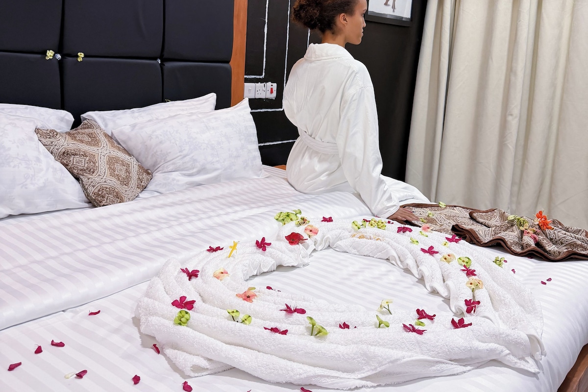 Deluxe Single Room, Balcony, Mountain View