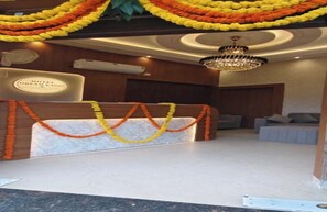 Lobby - Hotel Dream Kashi (Faizabad)
