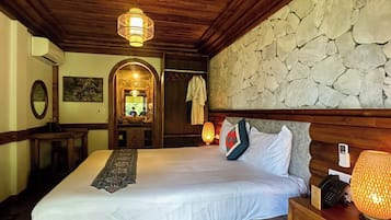 Standard Room, Balcony, Mountain View | Premium bedding, memory foam beds, desk, laptop workspace
