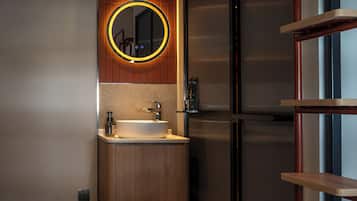 Cabin L, Window, Private Bathroom | Bathroom