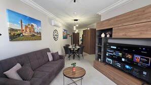 Living area - Central Msida 1BR APT with Terrace (Msida)