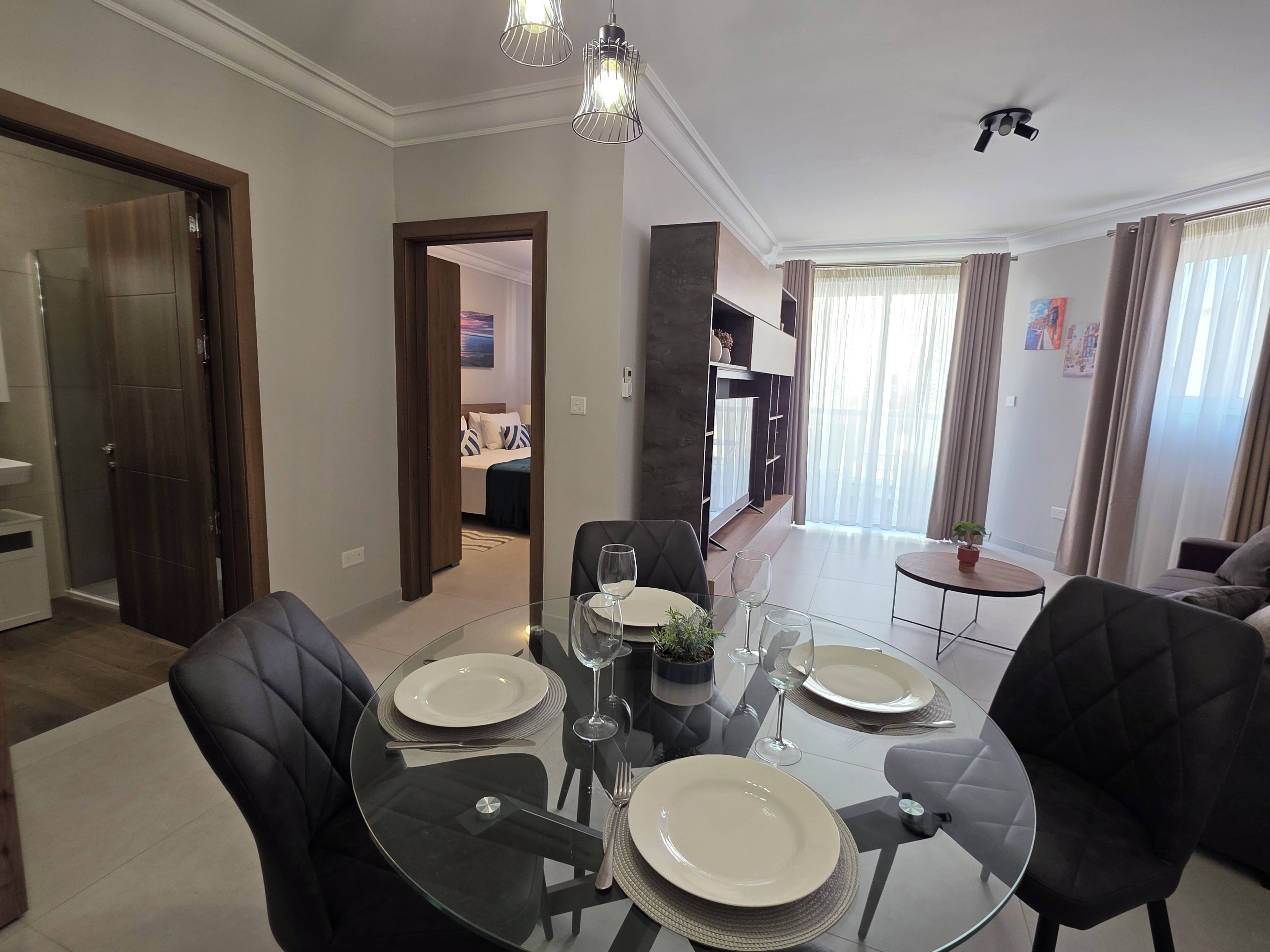 Apartamento, vistas a la ciudad | Restauración
