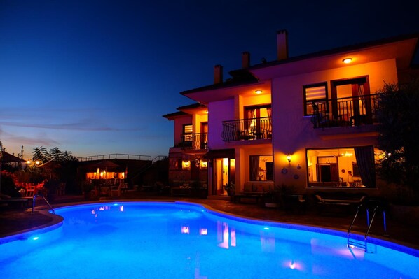 Unclassified image, 1 of 47, button - Mandarin Hotel (Fethiye)