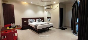 Unclassified image, 4 of 7, button - New Era Lodging (Pune)