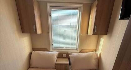 Lazy Dayz Getawayz , 3 Bedroom , Secure Enclosed Decking