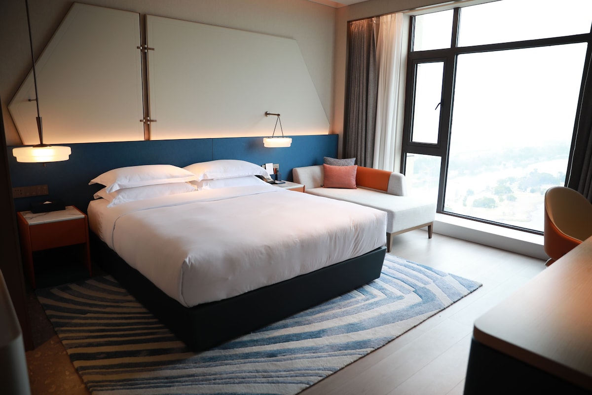 Superior Single Room