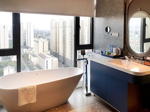 Business Single Room, Partial Lake View | Bathroom - Nanchang Xianghu Grand Skylight Hotel (Nanchang)