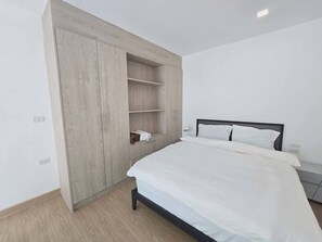 Room, 1 Bedroom, Balcony, Garden View - Room-top Floor Duplex With High Ceiling (Pattaya)