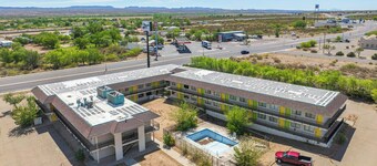 Gazelle Stay by Hotel O Socorro