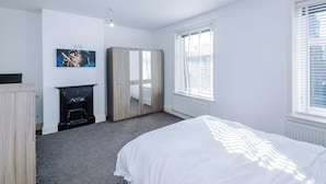 Habitación doble, 2 camas matrimoniales, para no fumadores | Wifi gratis 