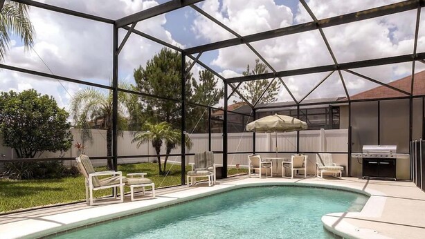 Pool - Sunseeker Villa (Davenport)
