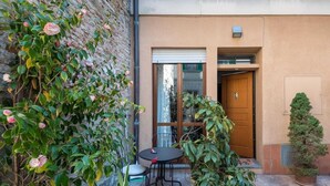 Outdoor dining - Art Gallery Apartment in Florence (Florence)
