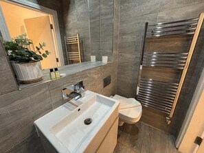 Unclassified image, 3 of 38, button - Stay Inn Apartments City Aldgate (London)