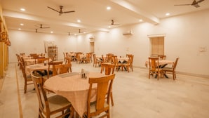 Ảnh chưa phân loại, 3 trong số 9 ảnh, nút