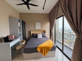 Standard Double Room | Desk, WiFi (free)