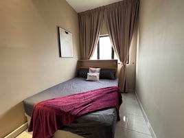 Standard Double Room | Desk, WiFi (free)