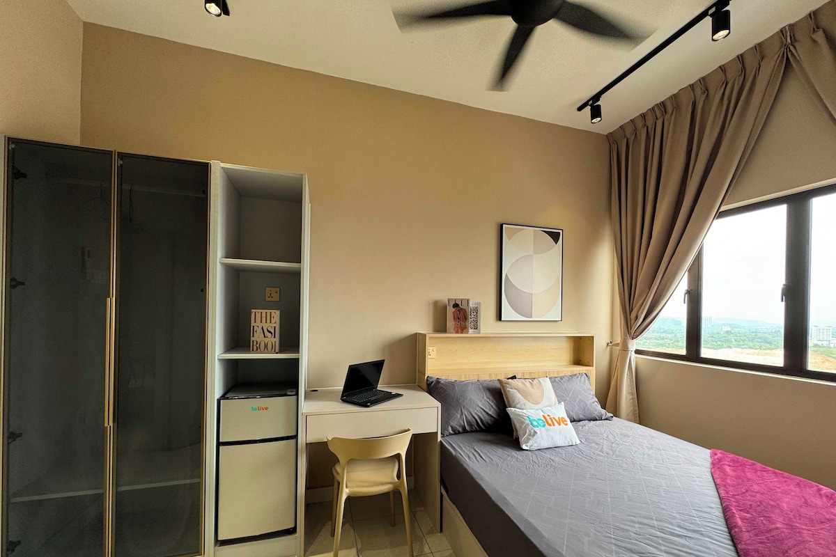 Standard Double Room | Desk, WiFi (free)