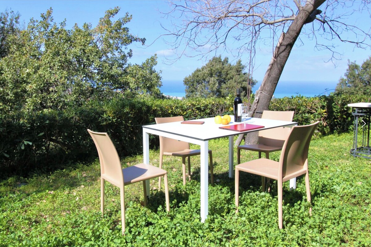 Apartment | Garden view