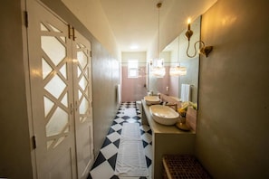 Bathroom - Padmaraga Galle Fort (Galle)