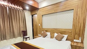 Deluxe Triple Room, Air conditioning, City View - Bansuri hotel (NATHDWARA)